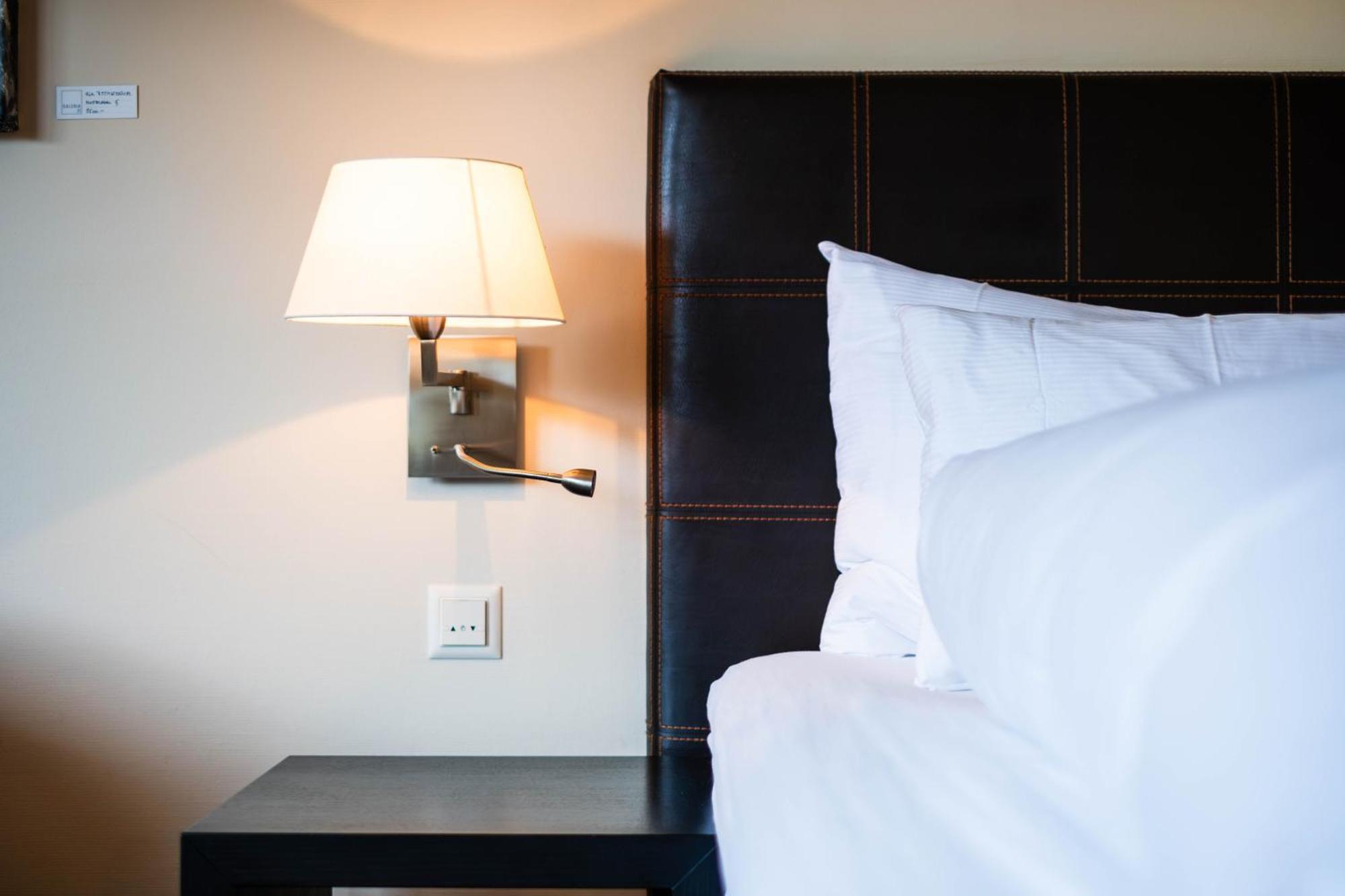Hotel Seepark Thun Værelse billede