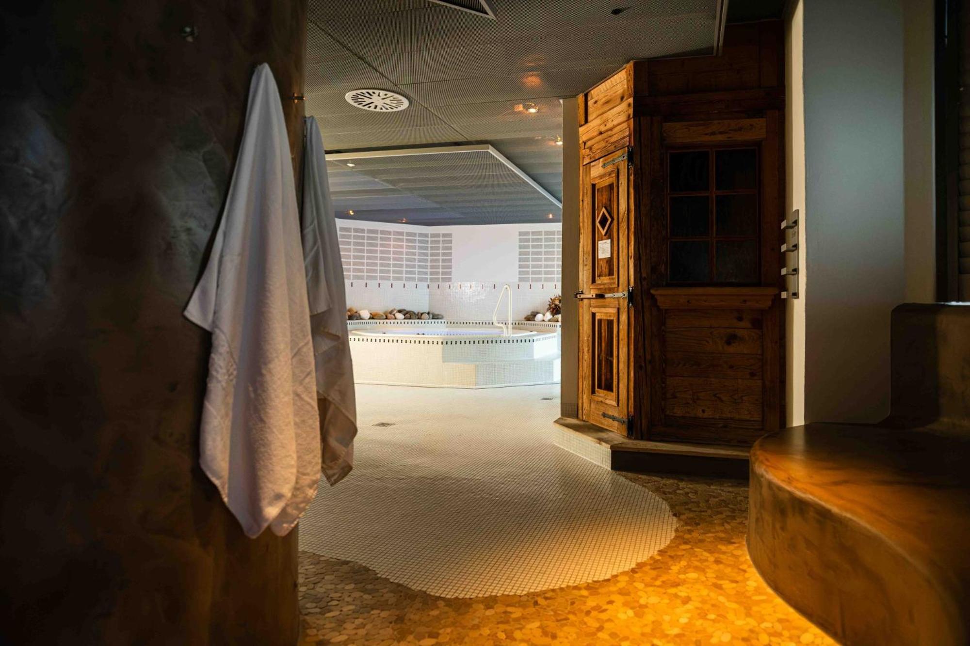 Hotel Seepark Thun Eksteriør billede