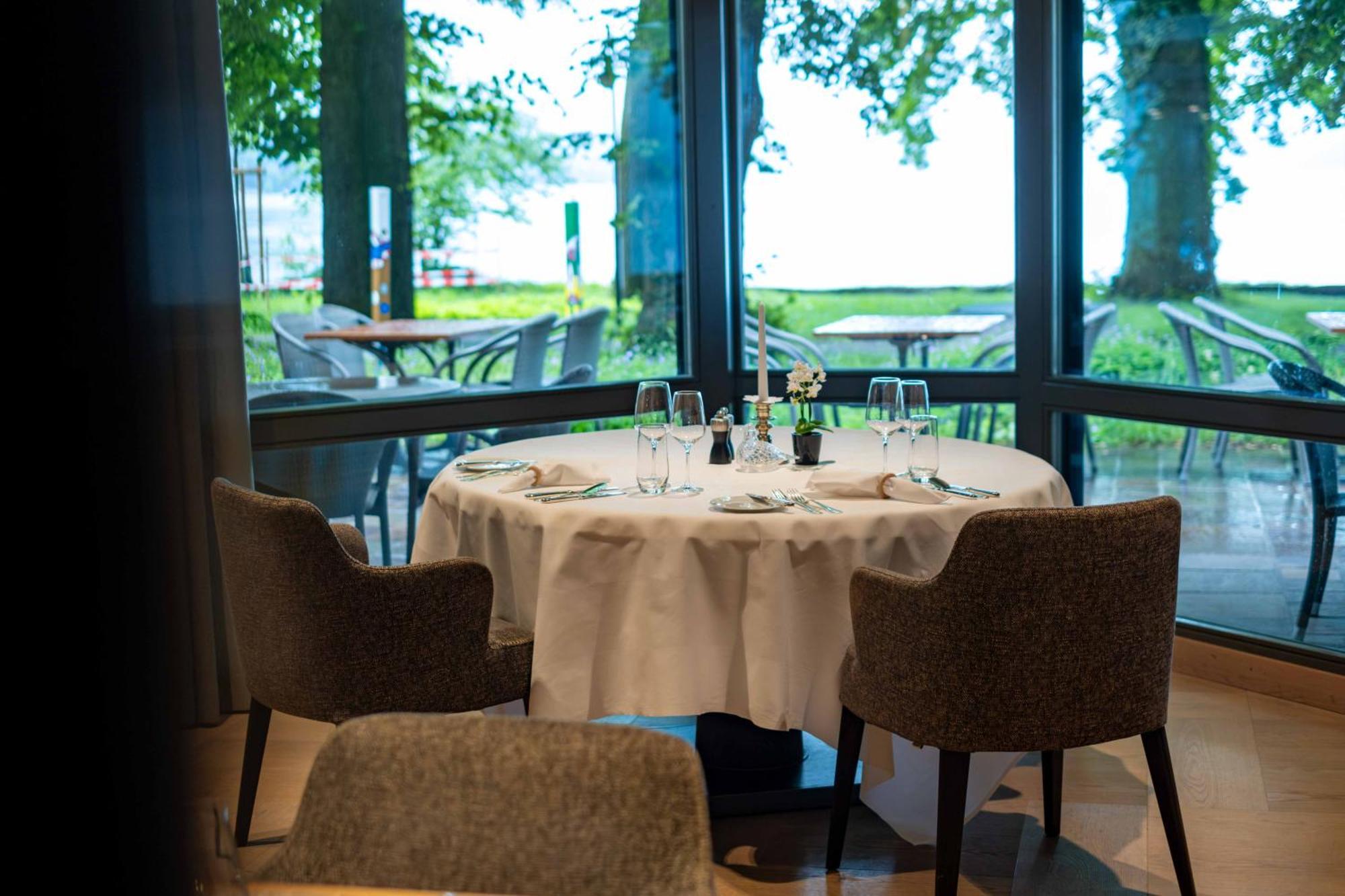 Hotel Seepark Thun Eksteriør billede